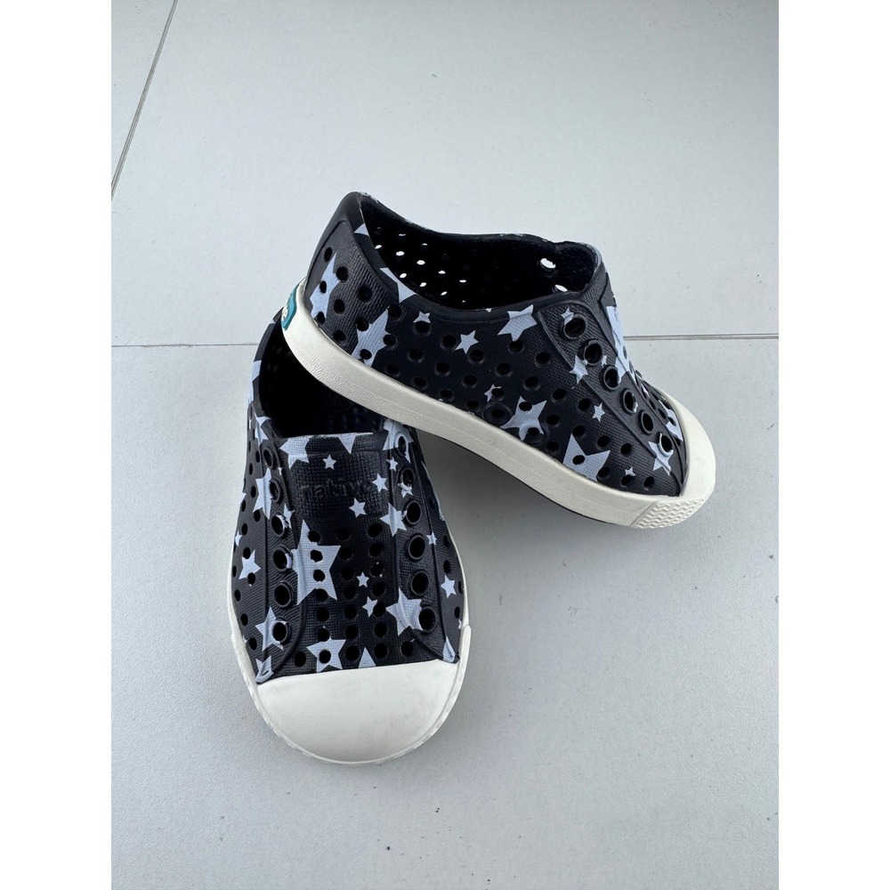 Kids Native Jefferson Shoes Star Pattern Slip On Water Shoes Size C4 Waterproof